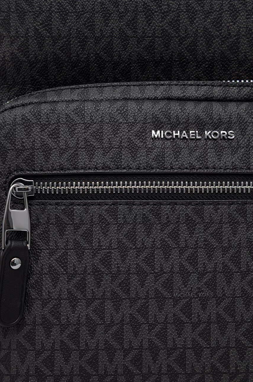 Michael Kors Раница в черно голям размер с десен - Pepit.bg