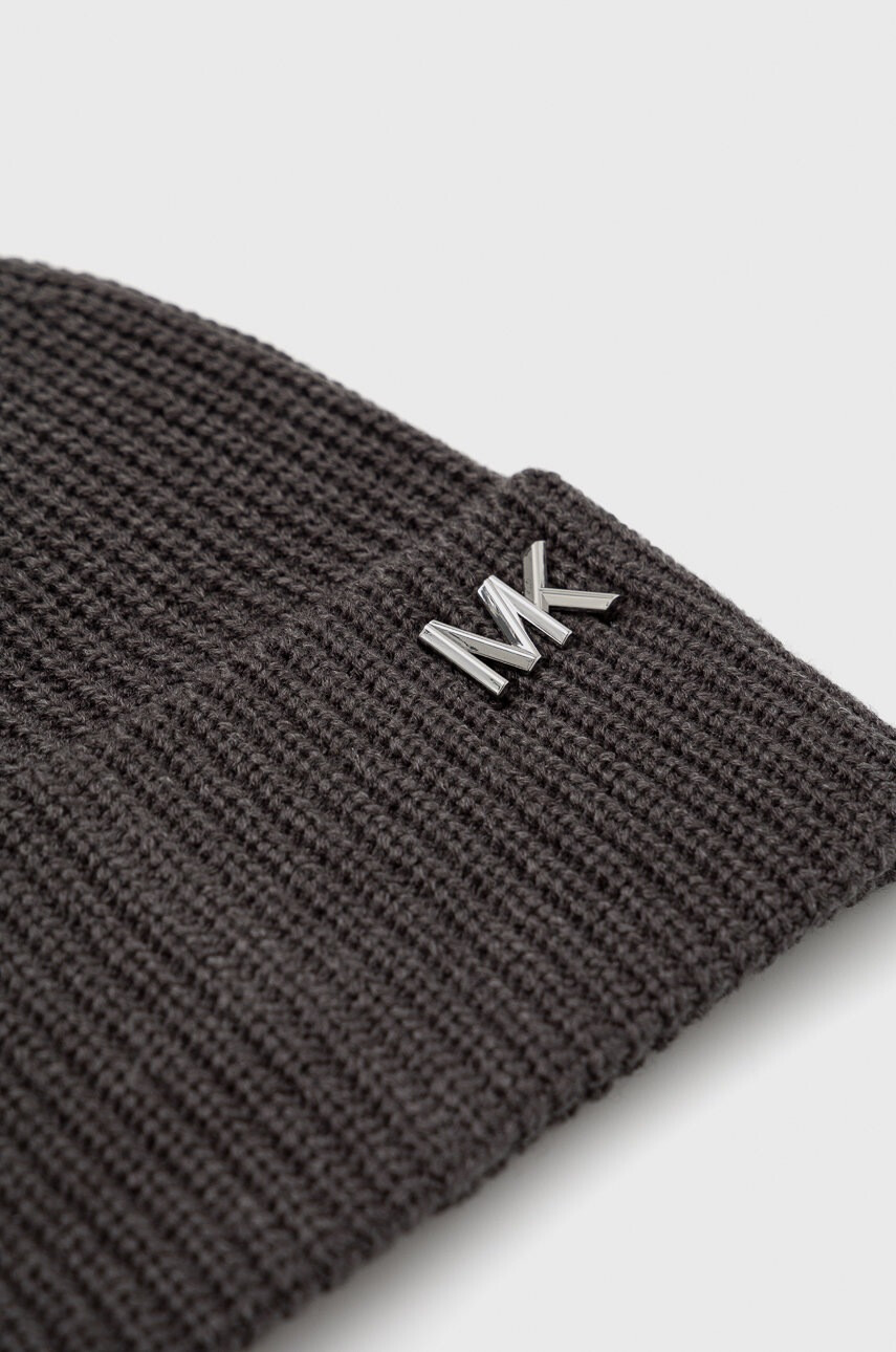 Michael Kors Шапка в сиво с фина плетка - Pepit.bg