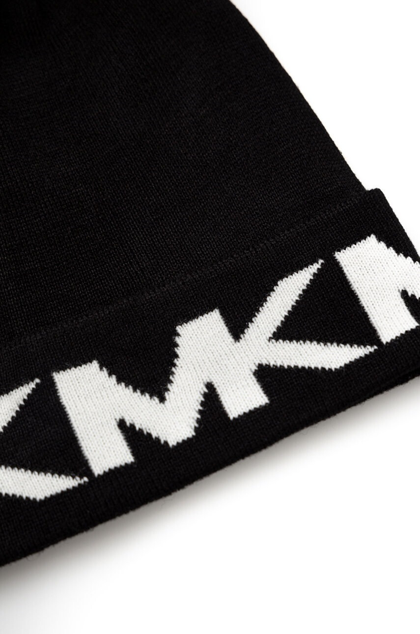 Michael Kors Шапка в черно с фина плетка - Pepit.bg