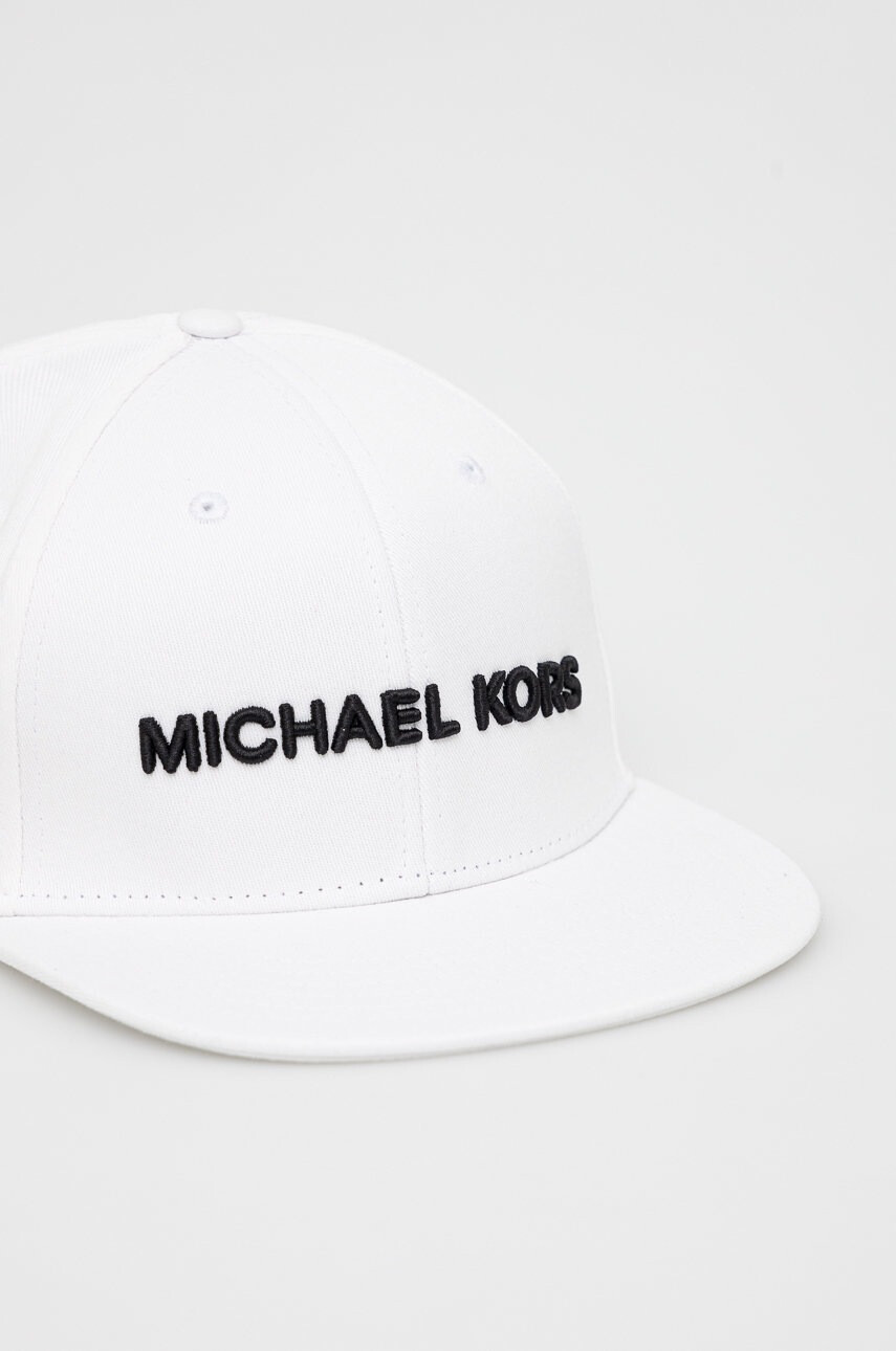 Michael Kors Шапка в бяло с апликация - Pepit.bg