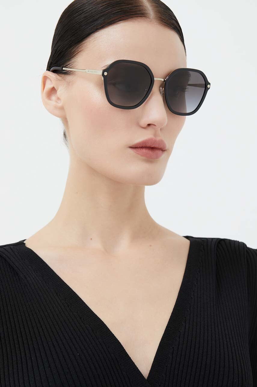 Michael Kors Слънчеви очила в черно - Pepit.bg