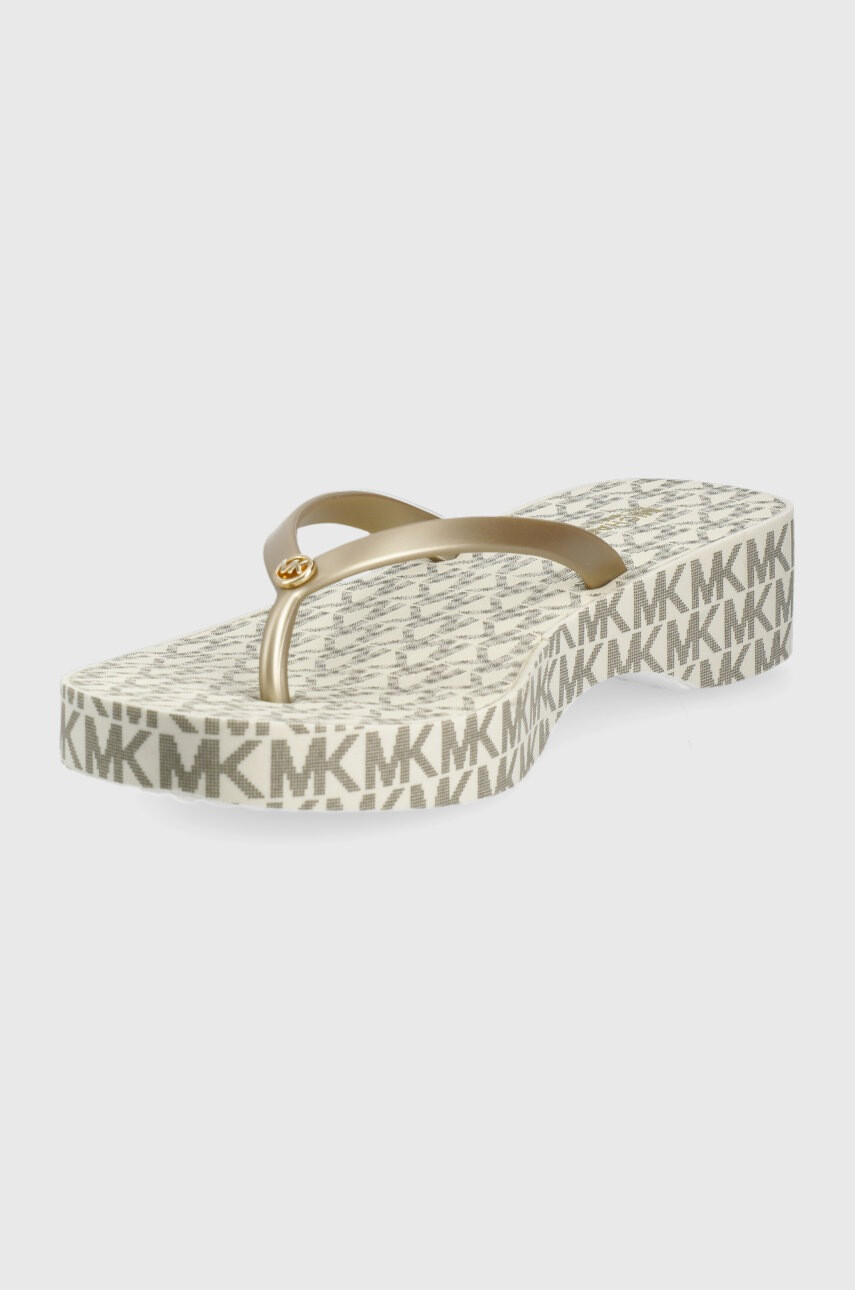 MICHAEL Michael Kors Джапанки Lilo Flip Flop дамски в златисто с платформа - Pepit.bg