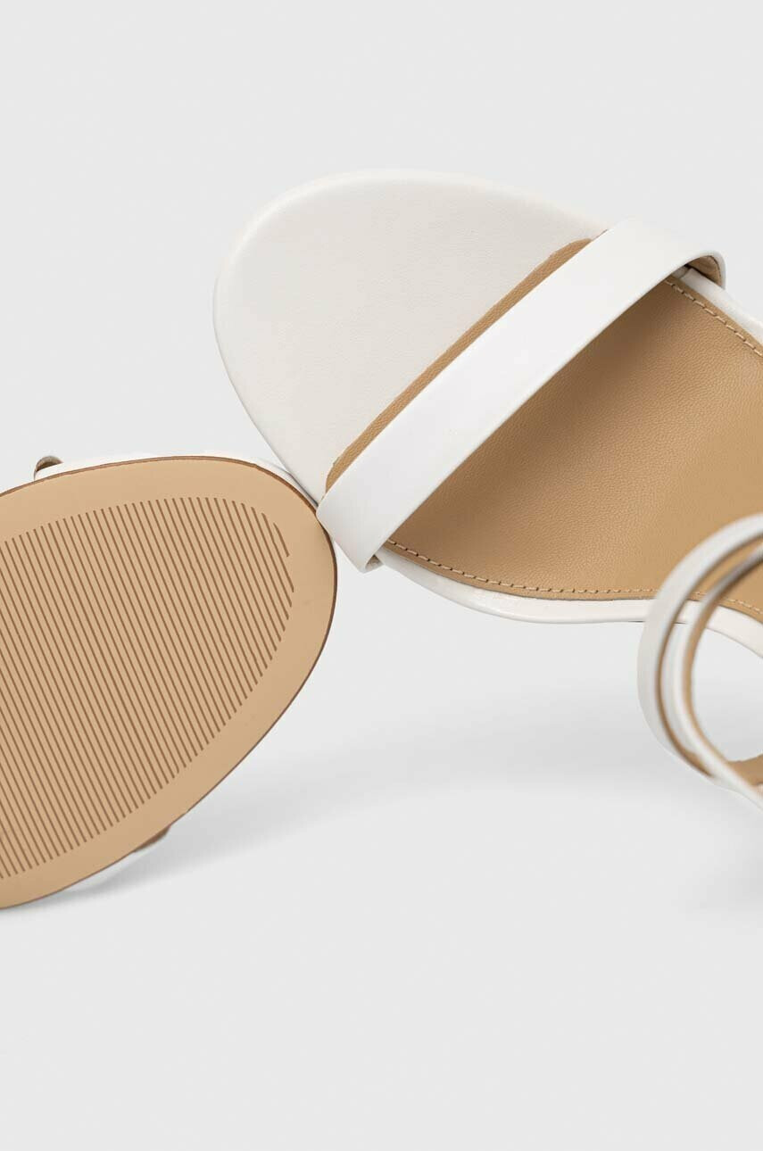 MICHAEL Michael Kors Кожени сандали Asha в бяло 40S3ASHS1L - Pepit.bg