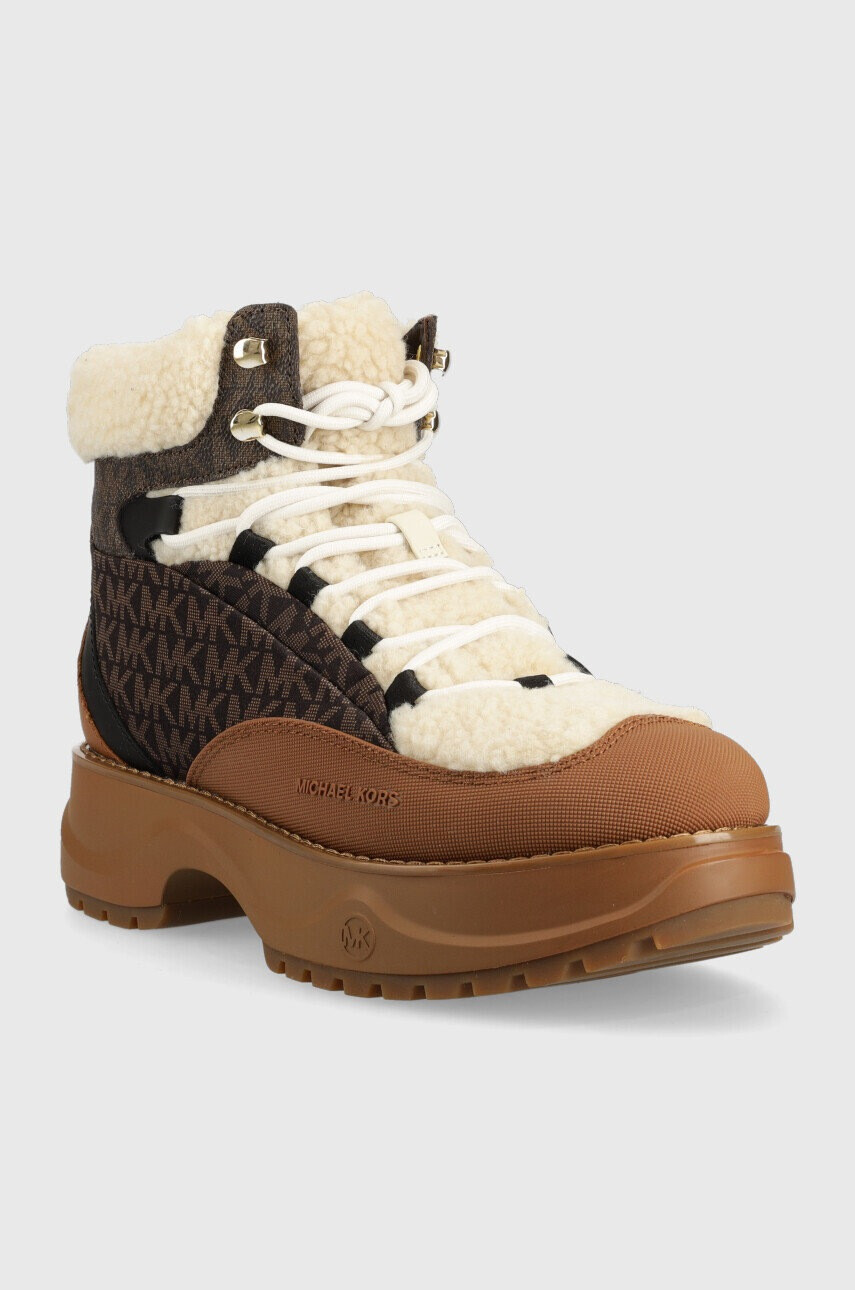 MICHAEL Michael Kors Обувки Dupree в кафяво с платформа - Pepit.bg
