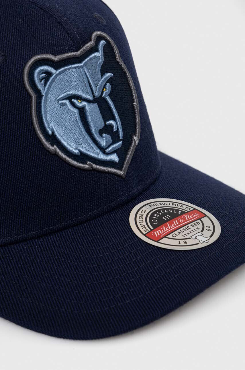 Mitchell&Ness Шапка с козирка с вълна Memphis Grizzlies в тъмносиньо с апликация - Pepit.bg