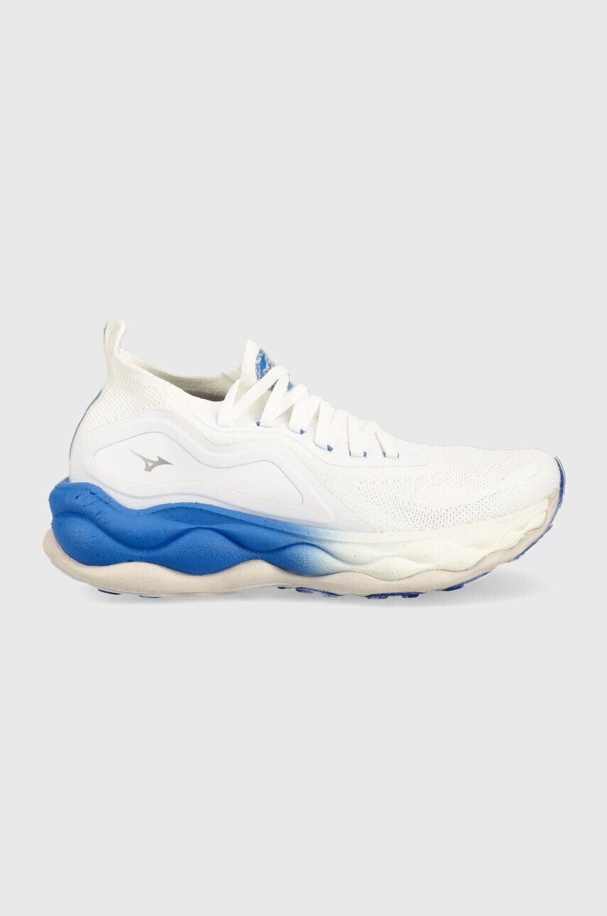 Mizuno Обувки за бягане Wave Neo Ultra в бяло - Pepit.bg