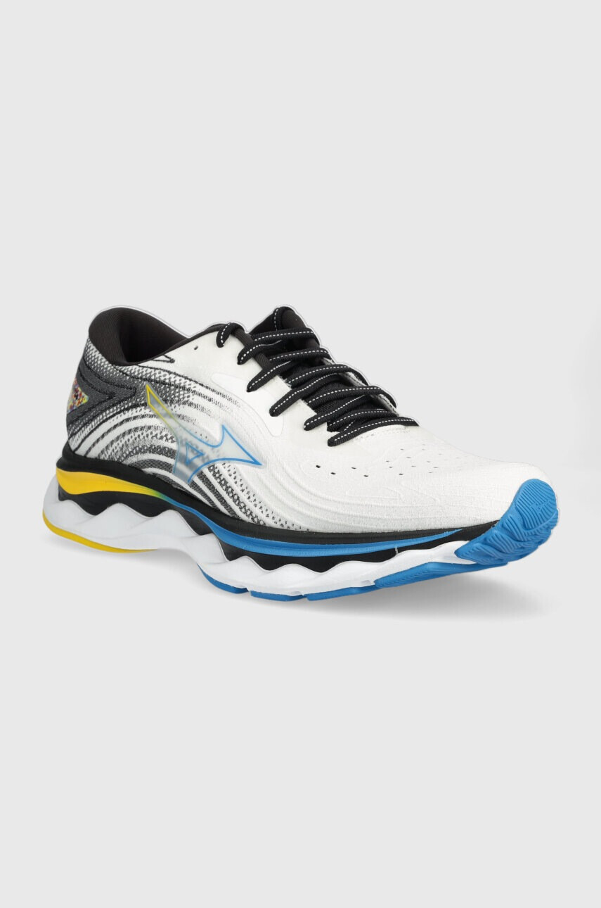 Mizuno Обувки за бягане Wave Sky 6 в бяло - Pepit.bg
