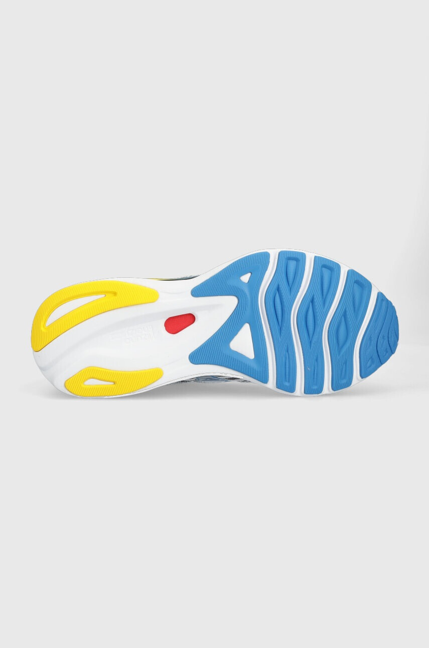 Mizuno Обувки за бягане Wave Sky 6 в бяло - Pepit.bg