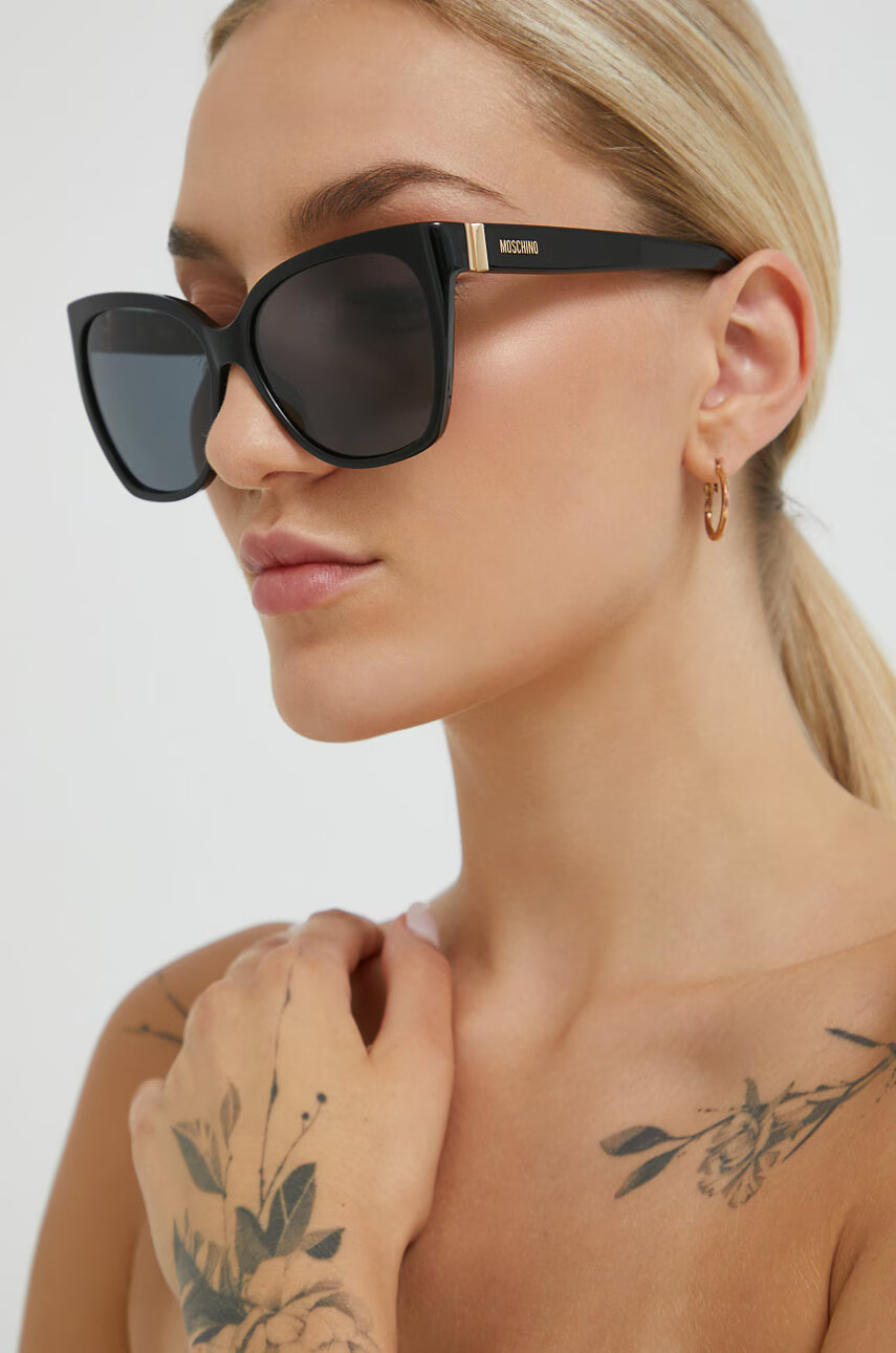 Moschino Слънчеви очила - Pepit.bg