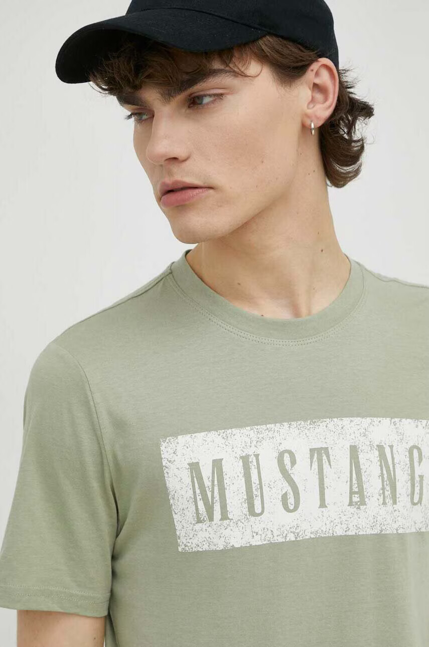 Mustang Памучна тениска в бежово - Pepit.bg