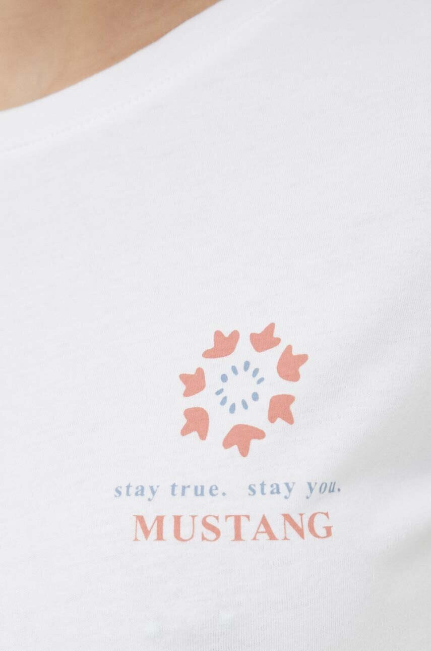 Mustang Памучна тениска в бяло - Pepit.bg