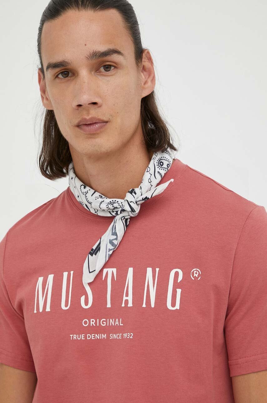 Mustang Памучна тениска в червено с принт - Pepit.bg