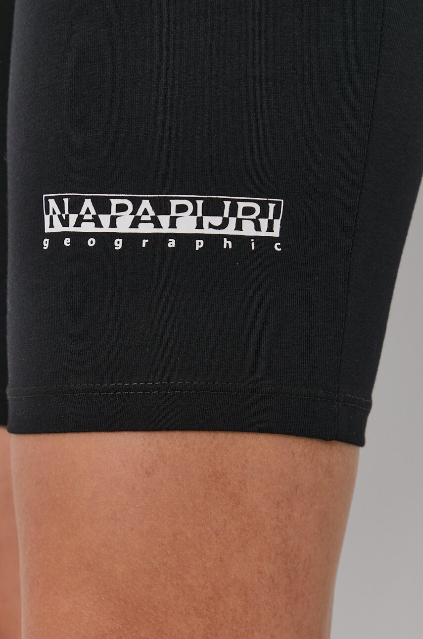 Napapijri Къс панталон - Pepit.bg