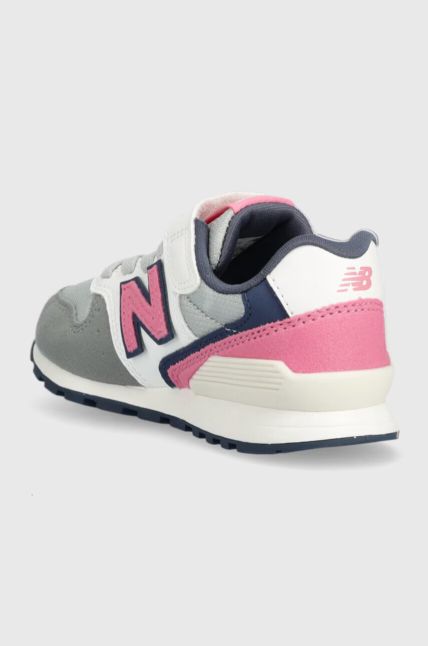 New Balance Детски маратонки 996 в сиво - Pepit.bg