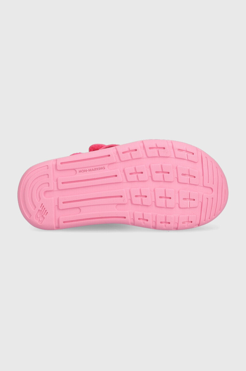 New Balance Детски сандали в розово - Pepit.bg