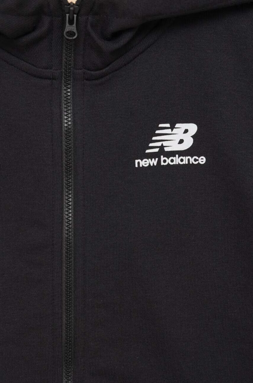 New Balance Детски суичър в черно с качулка с принт - Pepit.bg