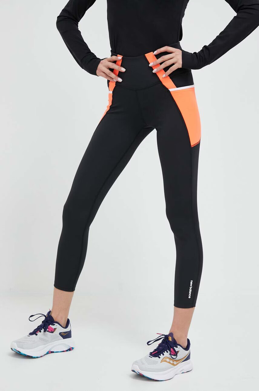 New Balance Клин за трениране Shape Shield в черно с десен - Pepit.bg