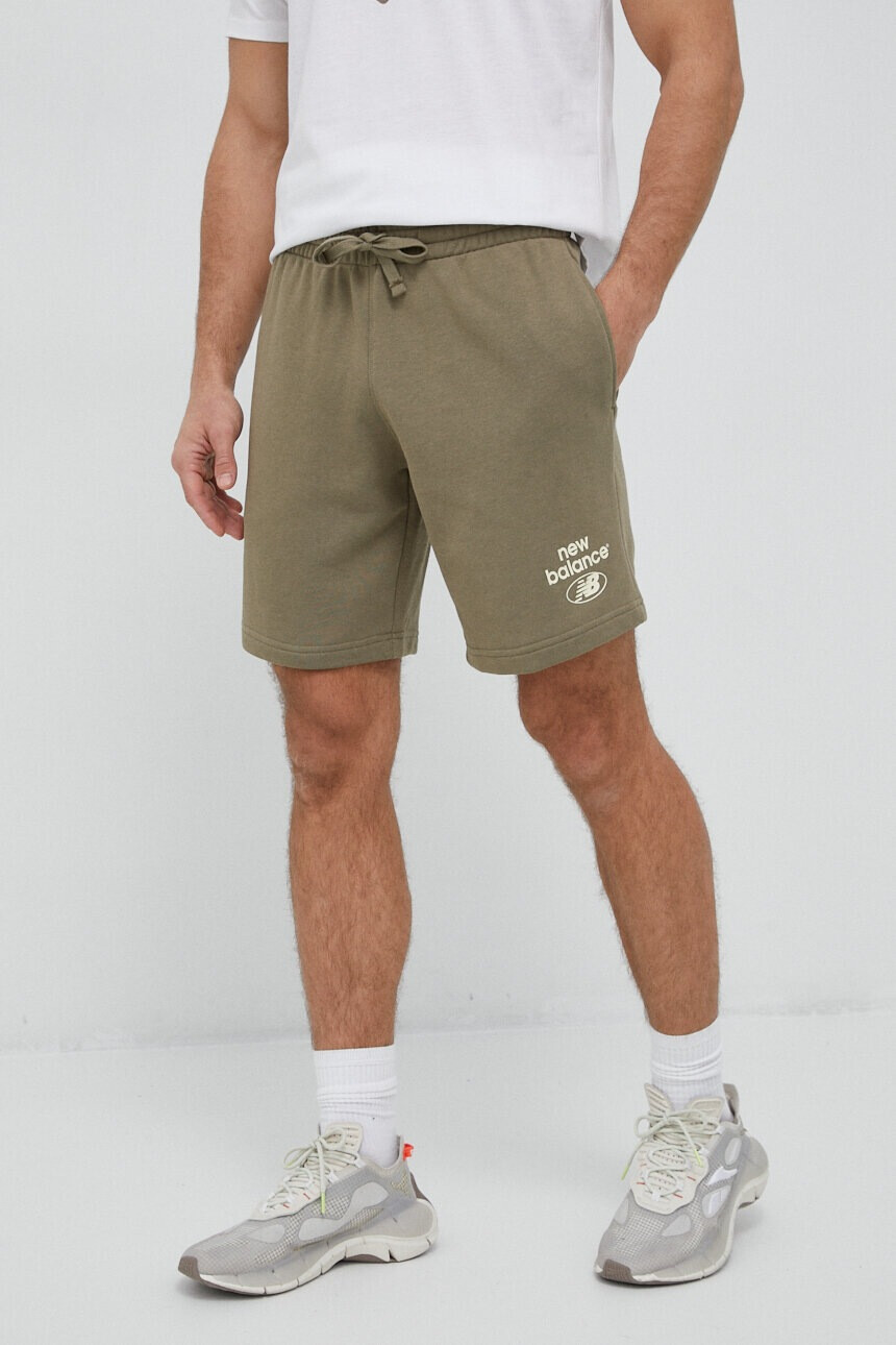 New Balance Къс панталон в зелено - Pepit.bg