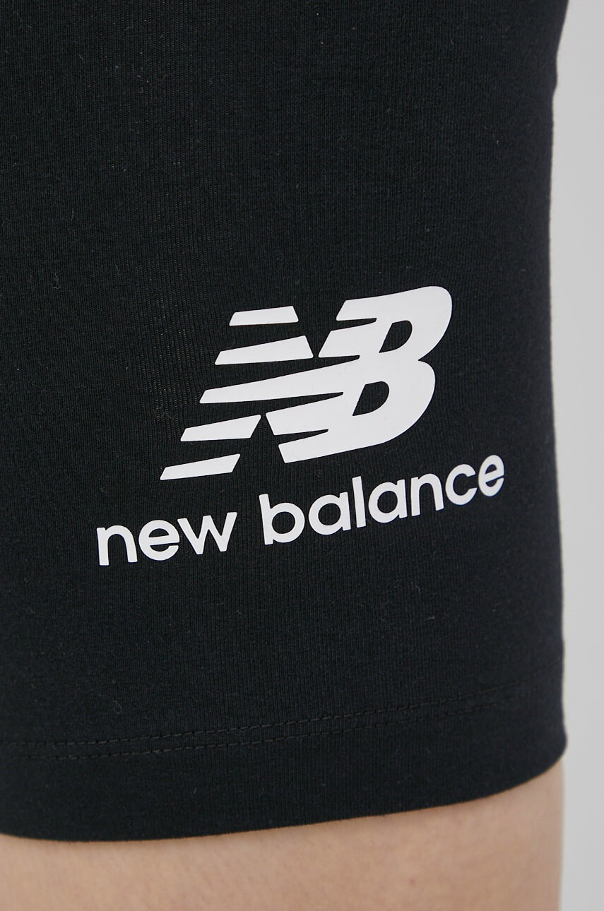 New Balance Къси панталони WS21505BK - Pepit.bg