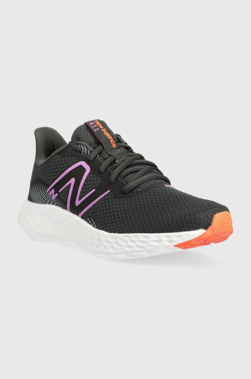 New Balance Обувки за бягане 411v3 в черно - Pepit.bg