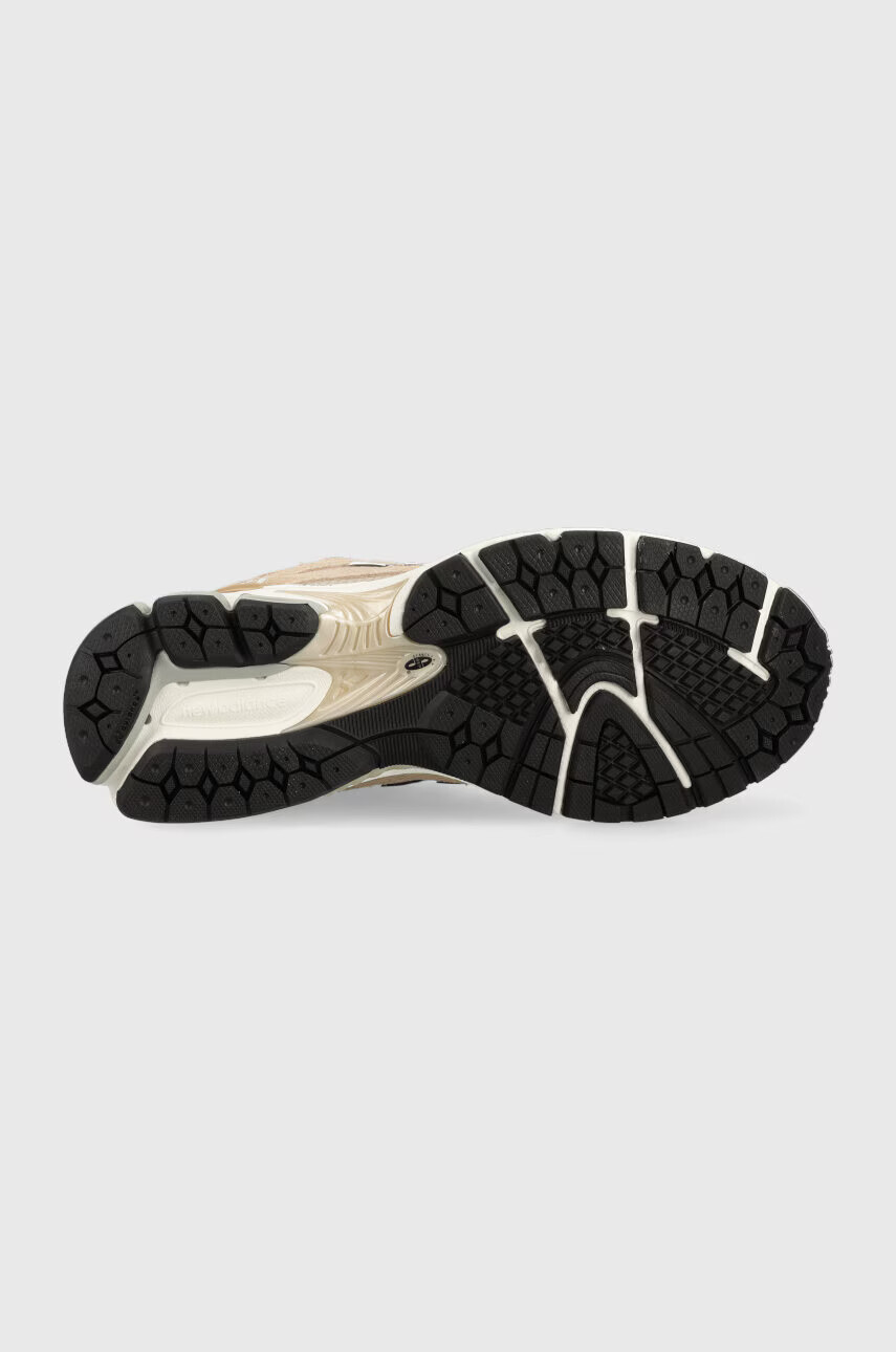 New Balance Маратонки M1906RW в бежово - Pepit.bg
