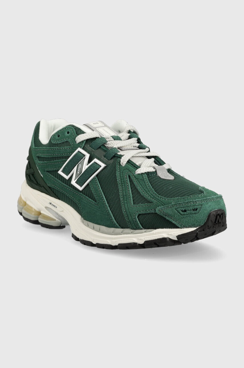 New Balance Маратонки M1906RX в зелено - Pepit.bg