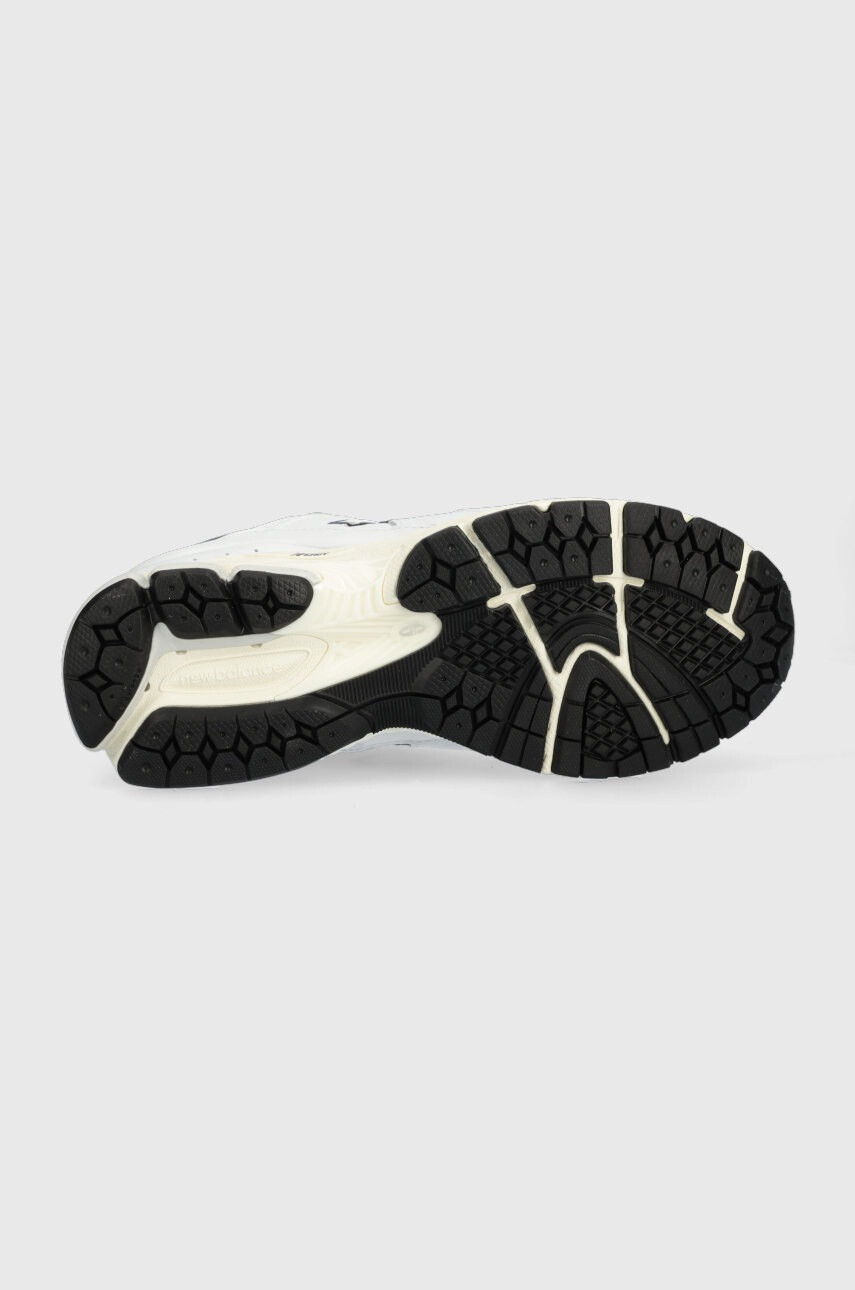 New Balance Маратонки M2002rhq - Pepit.bg