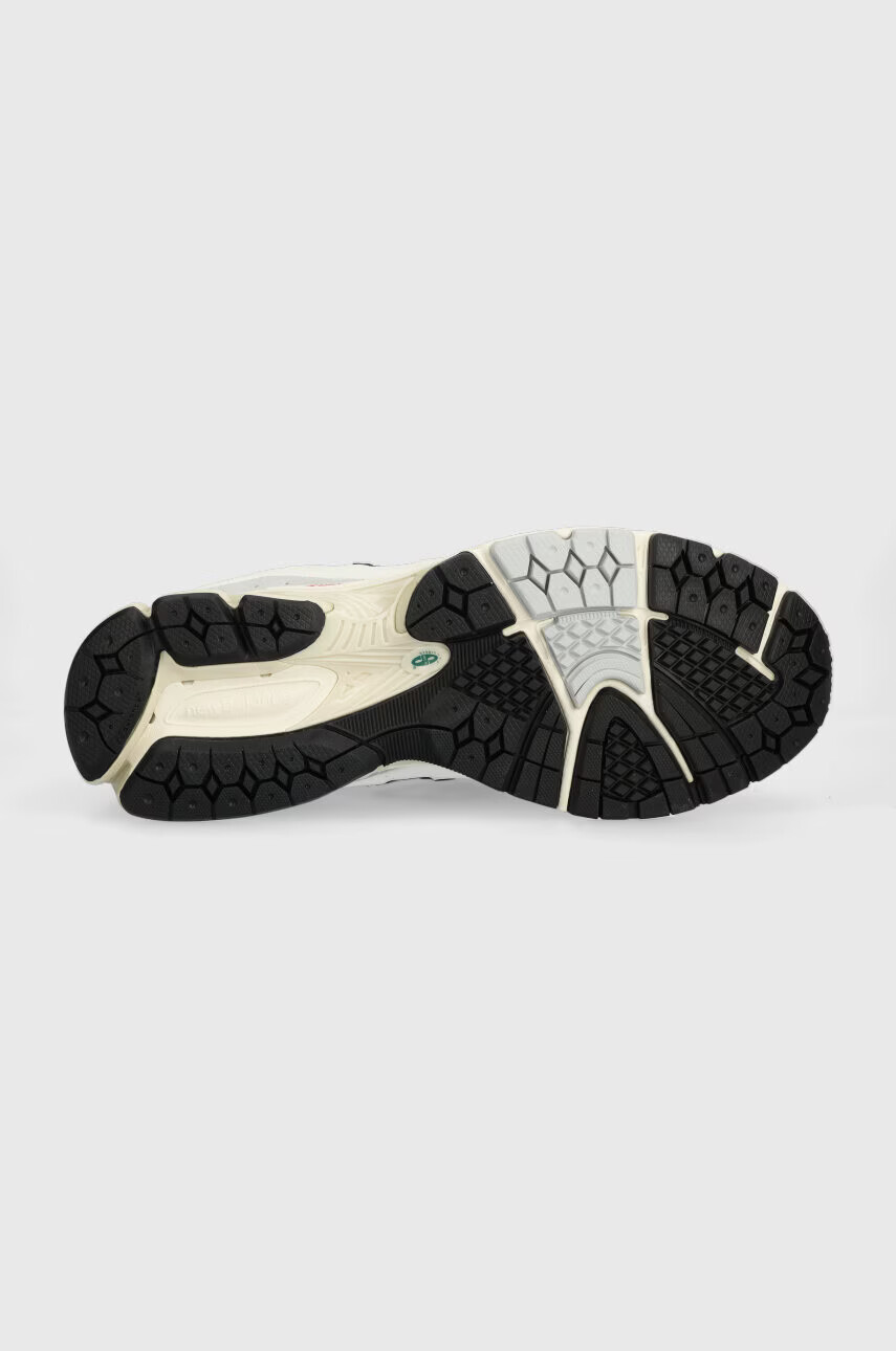 New Balance Маратонки M2002RVD в бежово - Pepit.bg