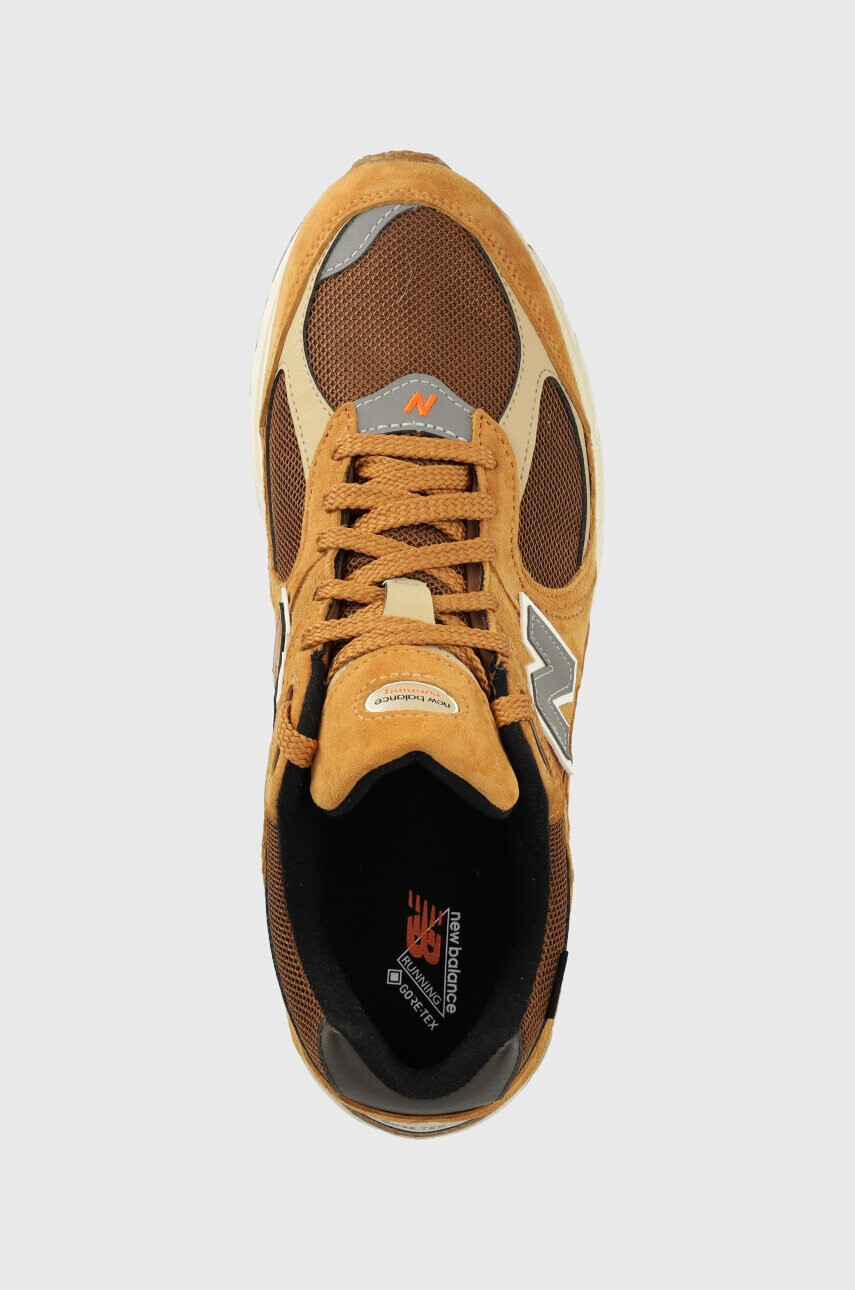 New Balance Маратонки M2002RXG в кафяво - Pepit.bg