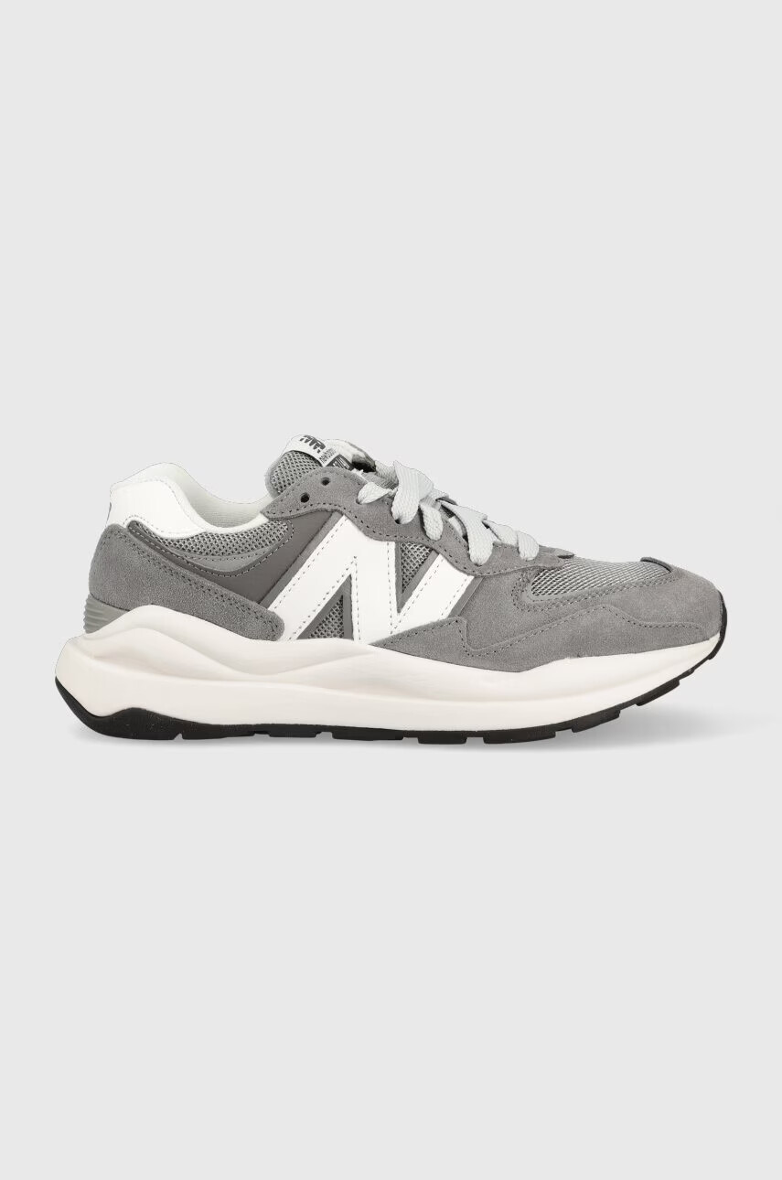 New Balance Маратонки M5740VPB в сиво - Pepit.bg