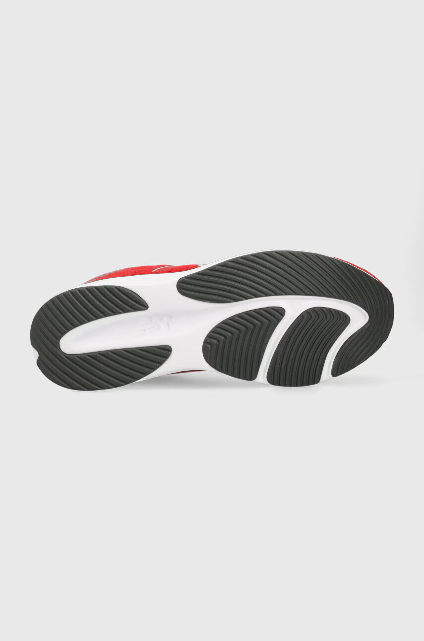 New Balance Обувки за бягане MDRFTRW2 в червено - Pepit.bg