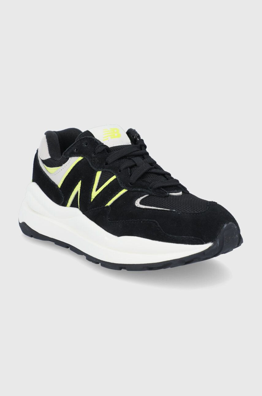 New Balance Обувки W5740HL1 в черно с равна подметка - Pepit.bg