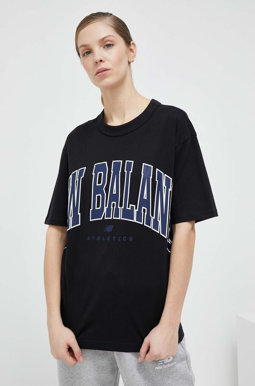 New Balance Памучна тениска в черно с принт - Pepit.bg