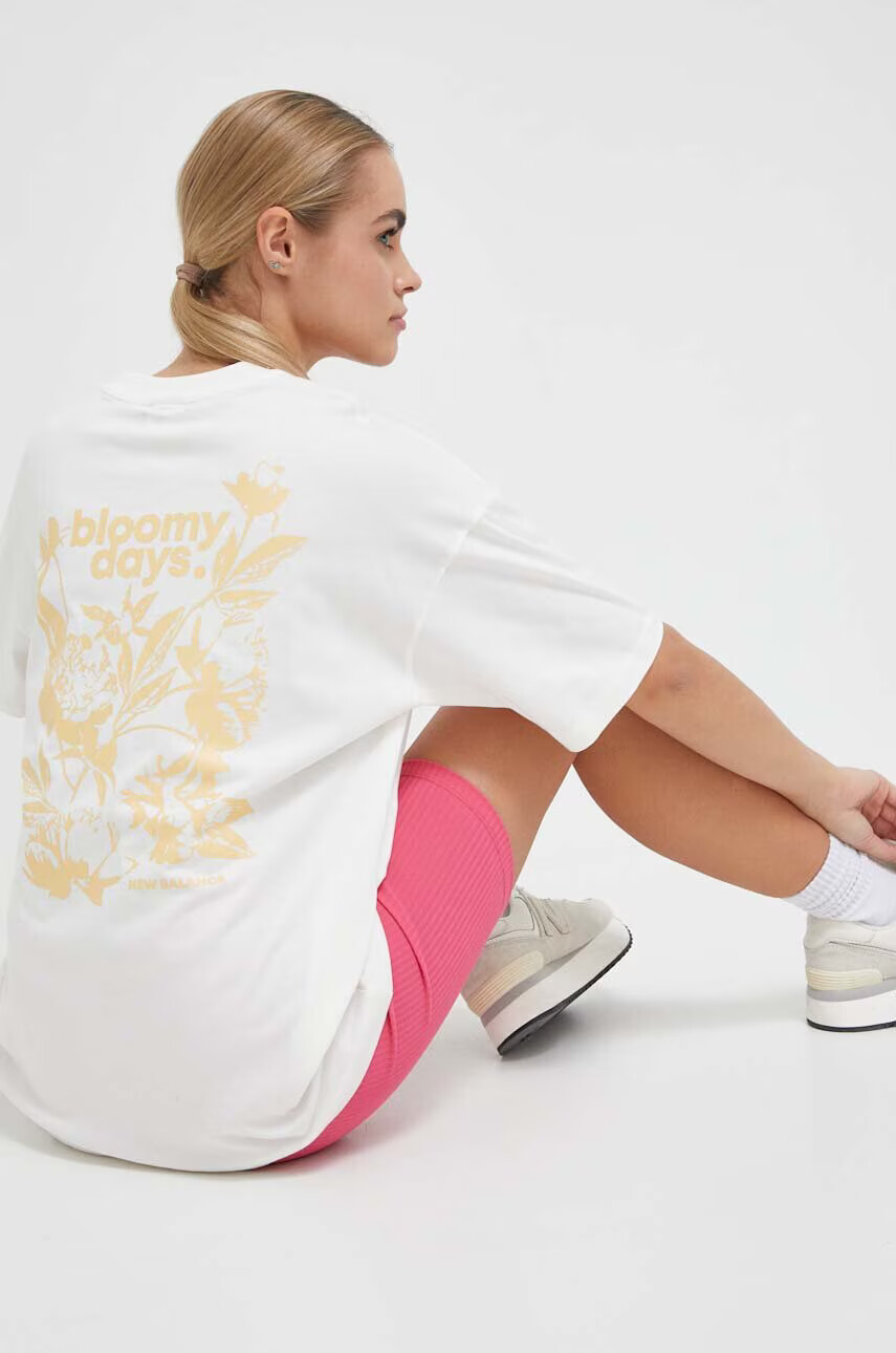 New Balance Памучна тениска в бежово - Pepit.bg