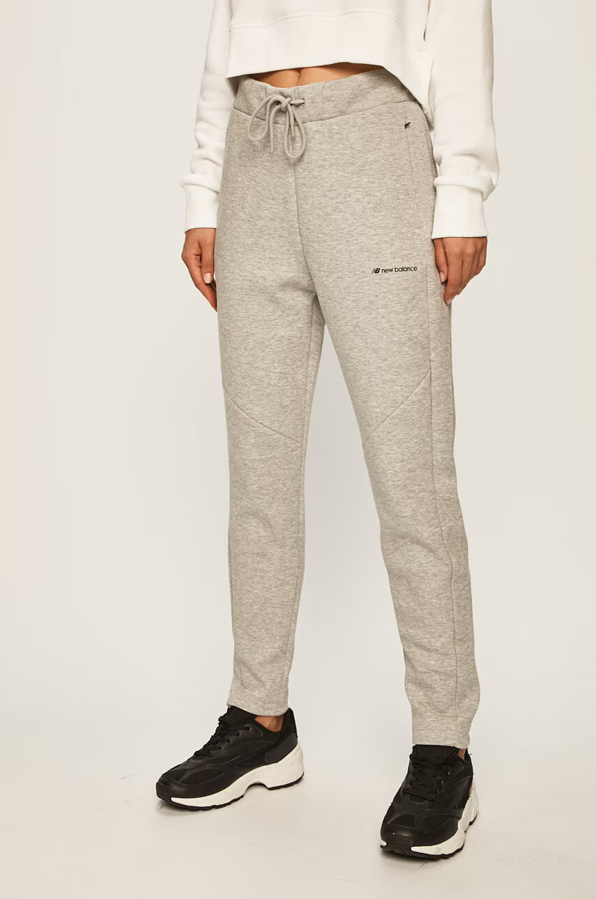 New Balance Панталони - Pepit.bg