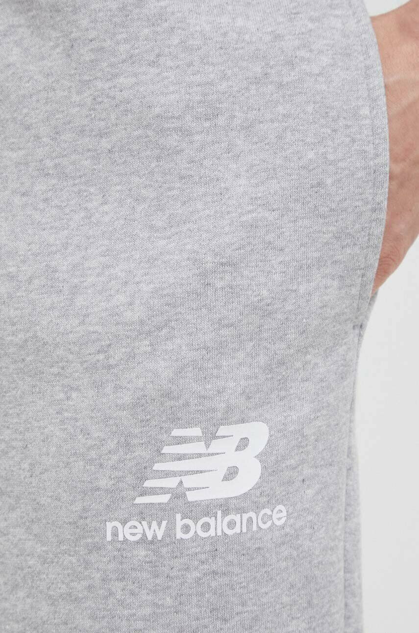 New Balance Спортен панталон в сиво с принт - Pepit.bg