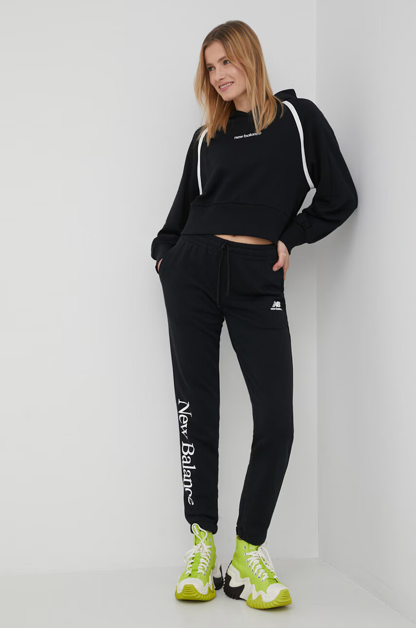 New Balance Спортен панталон WP21508BK - Pepit.bg