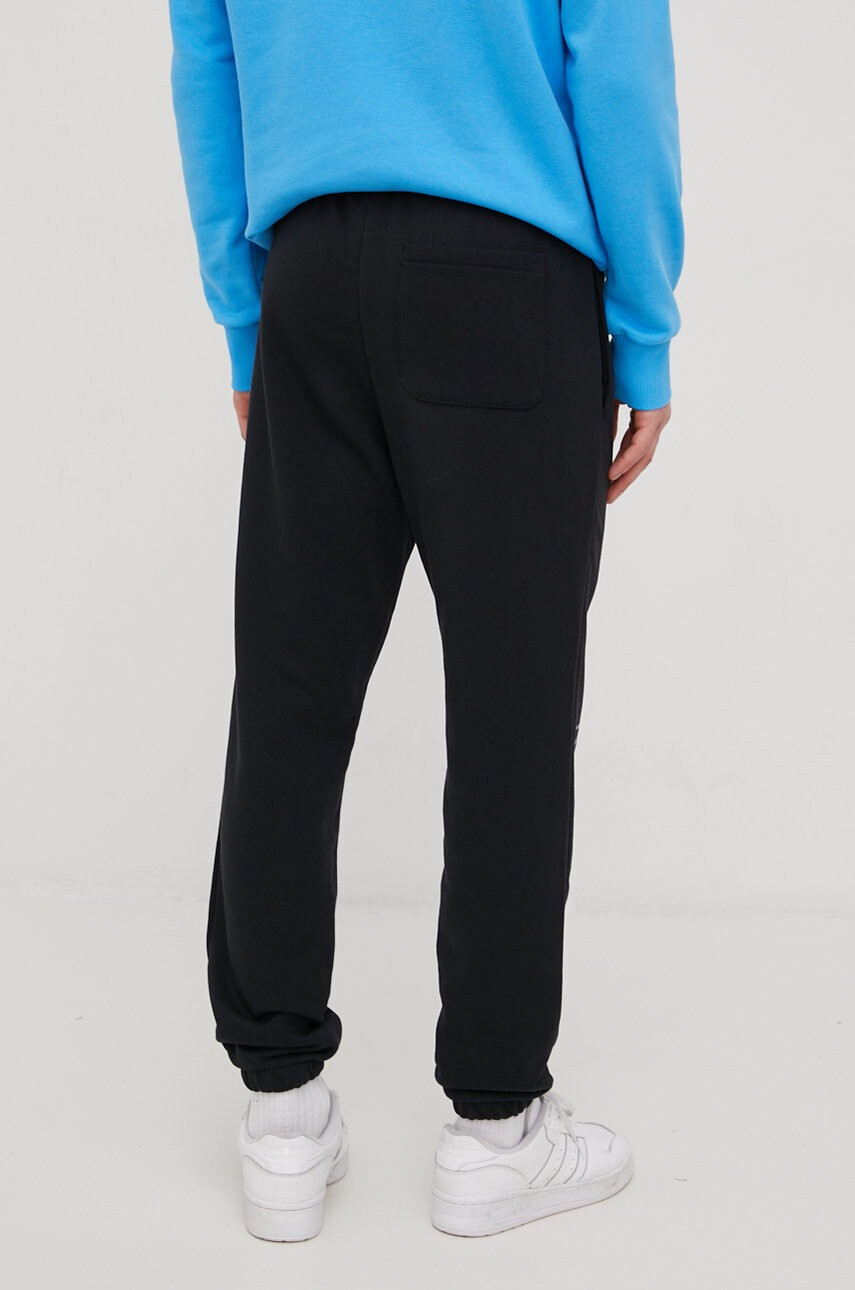 New Balance Спортен панталон MP21503BK - Pepit.bg