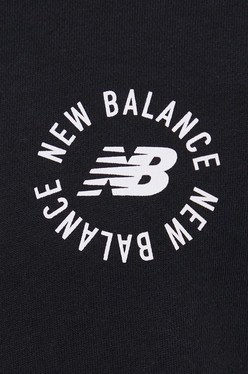 New Balance Суичър MT21900BK мъжка в черно с принт - Pepit.bg