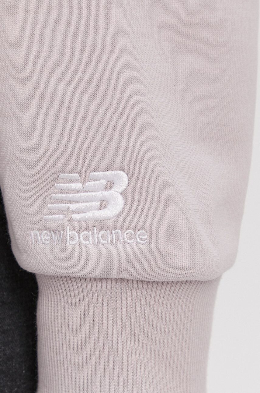 New Balance Суичър в черно с изчистен дизайн - Pepit.bg