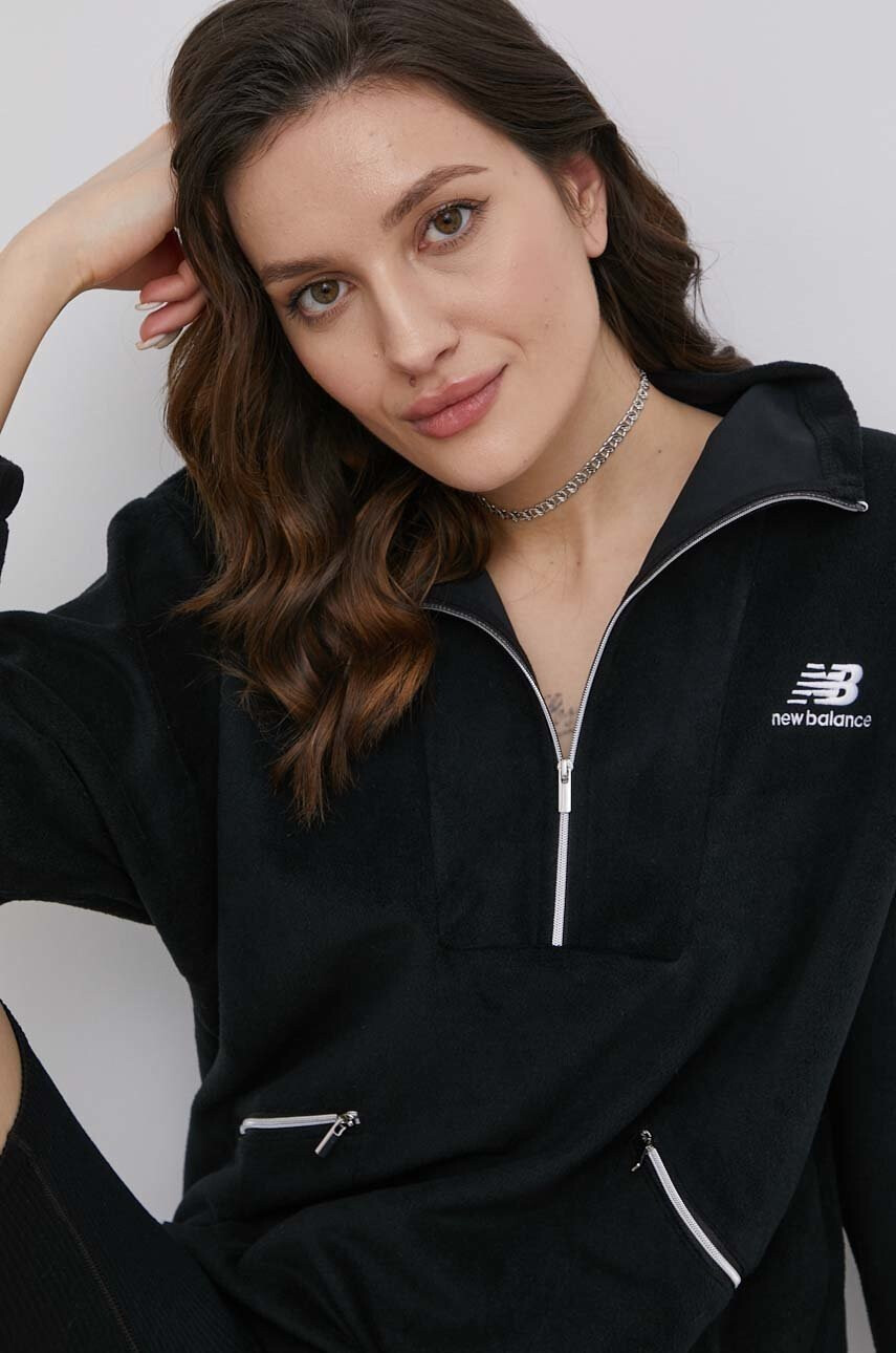 New Balance Суичър WT13513BK - Pepit.bg