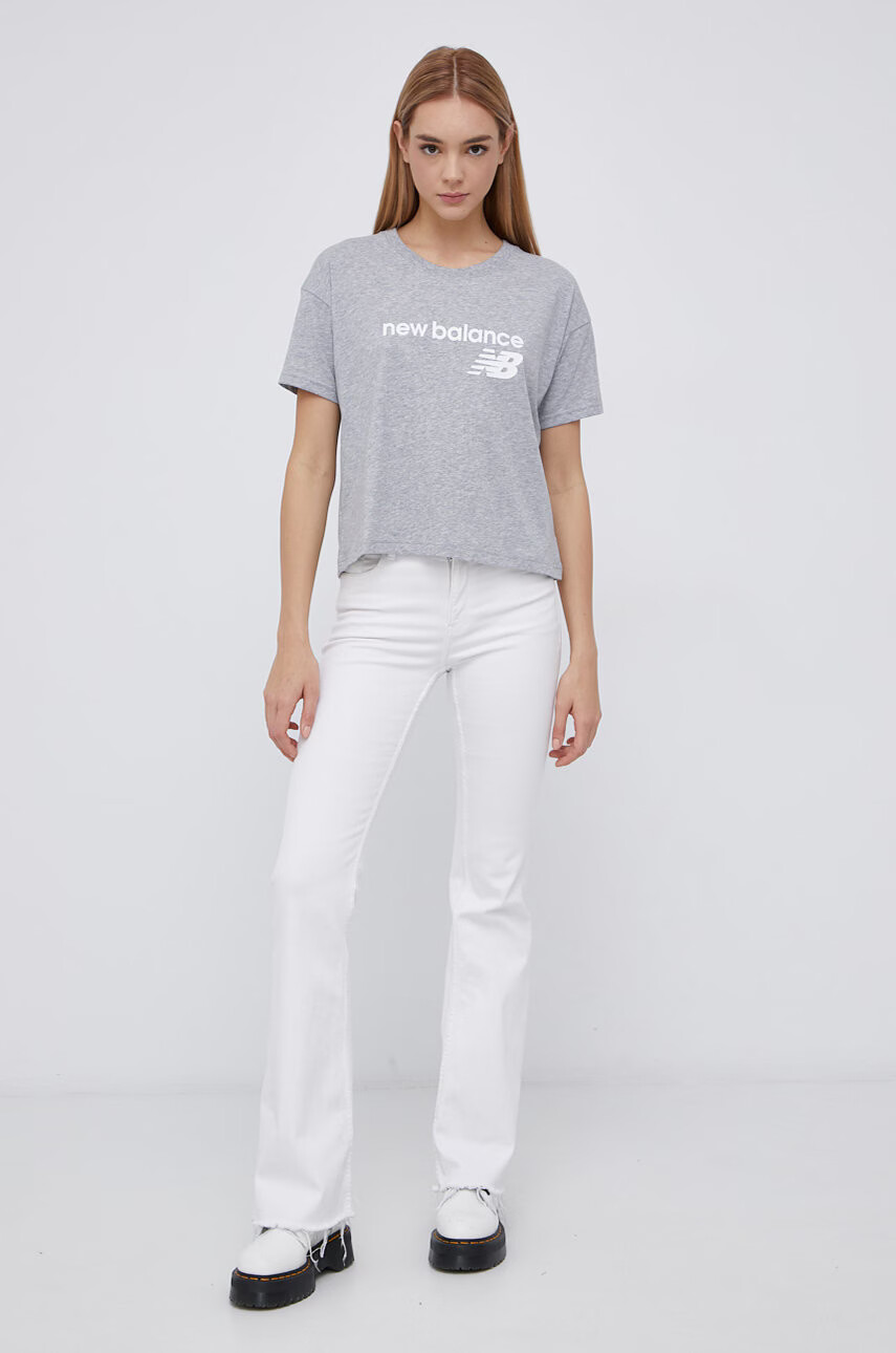 New Balance Тениска WT03805AG дамска в сиво - Pepit.bg