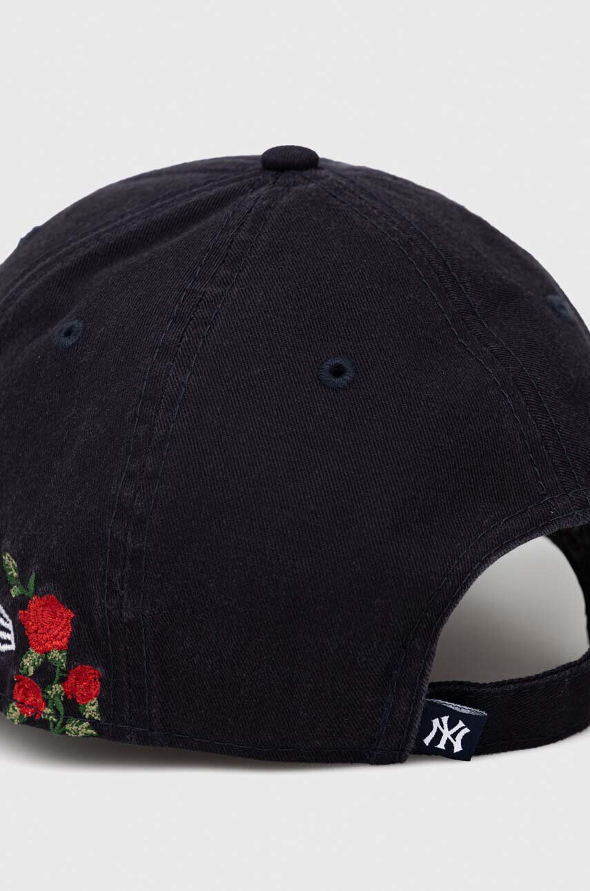 New Era Памучна шапка с козирка в жълто с десен NEW YORK YANKEES - Pepit.bg