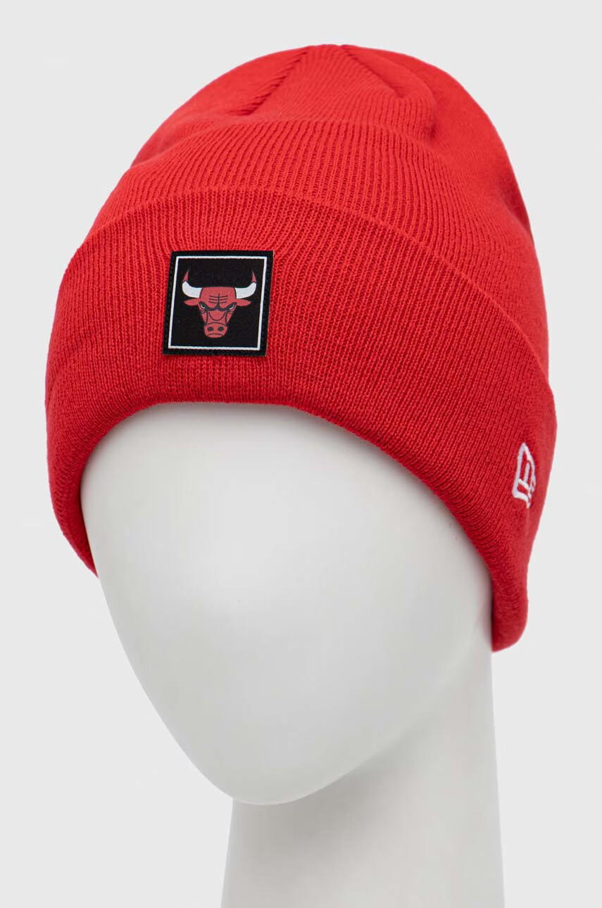 New Era Шапка в червено от плътен трикотаж - Pepit.bg