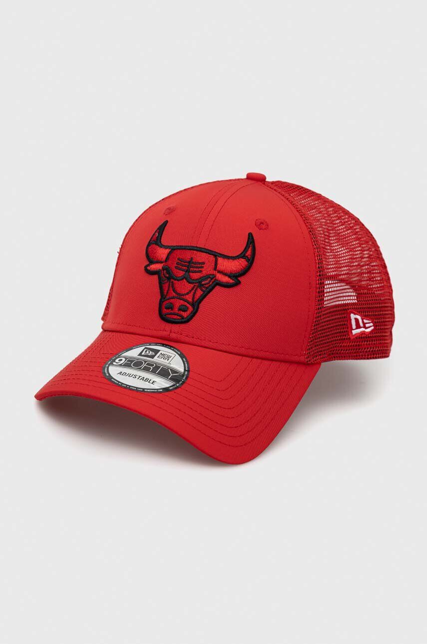 New Era Шапка с козирка в червено с апликация CHICAGO BULLS - Pepit.bg