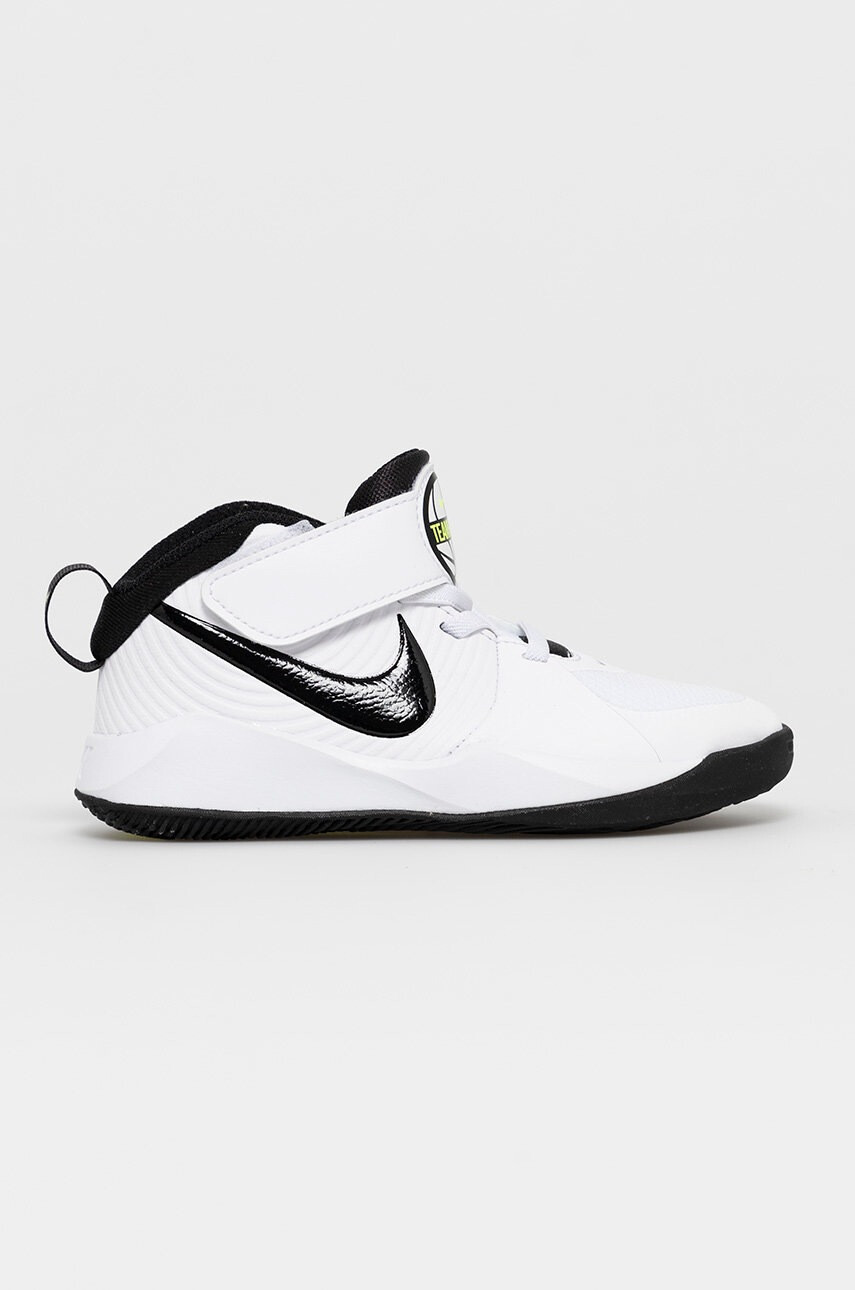 Nike Kids Детски обувки Team Hustle D 9 - Pepit.bg
