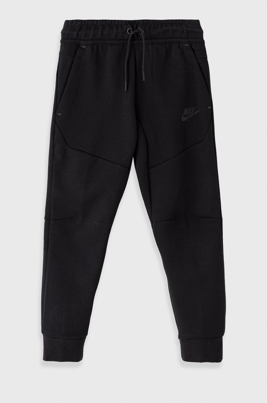 Nike Kids Детски панталон в черно с изчистен дизайн - Pepit.bg