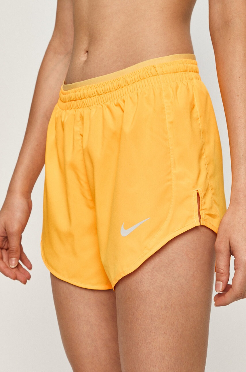 Nike Къси панталони - Pepit.bg