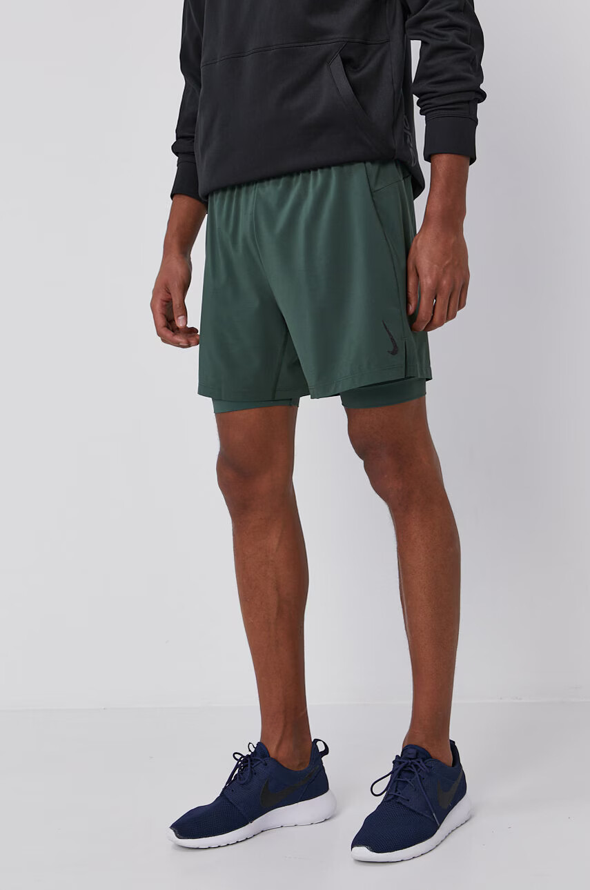 Nike Къс панталон мъжки в зелено - Pepit.bg