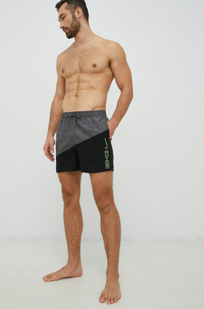 Nike Плувни шорти в черно - Pepit.bg
